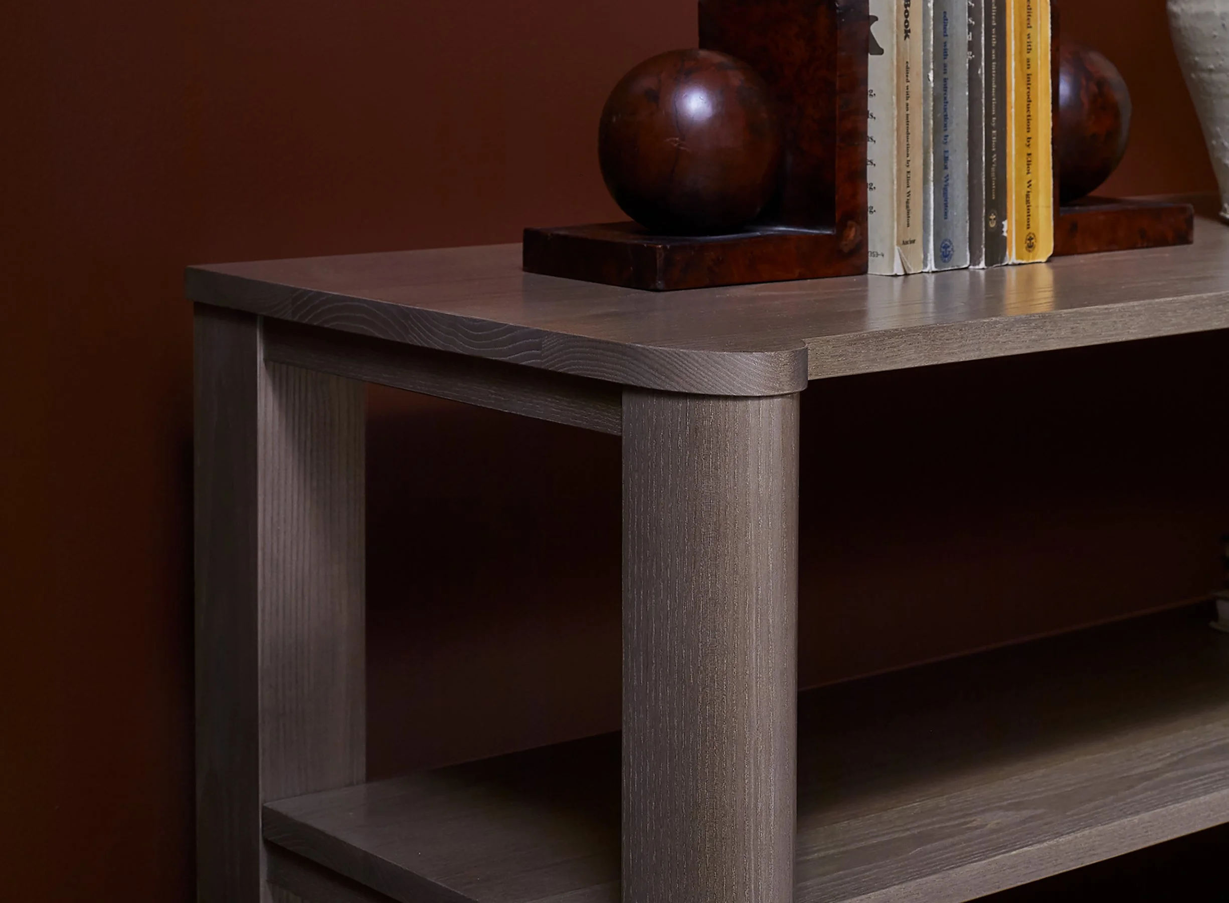 Hull Shelf - Low | O&G Studio